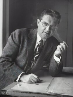 Henry Dreyfuss