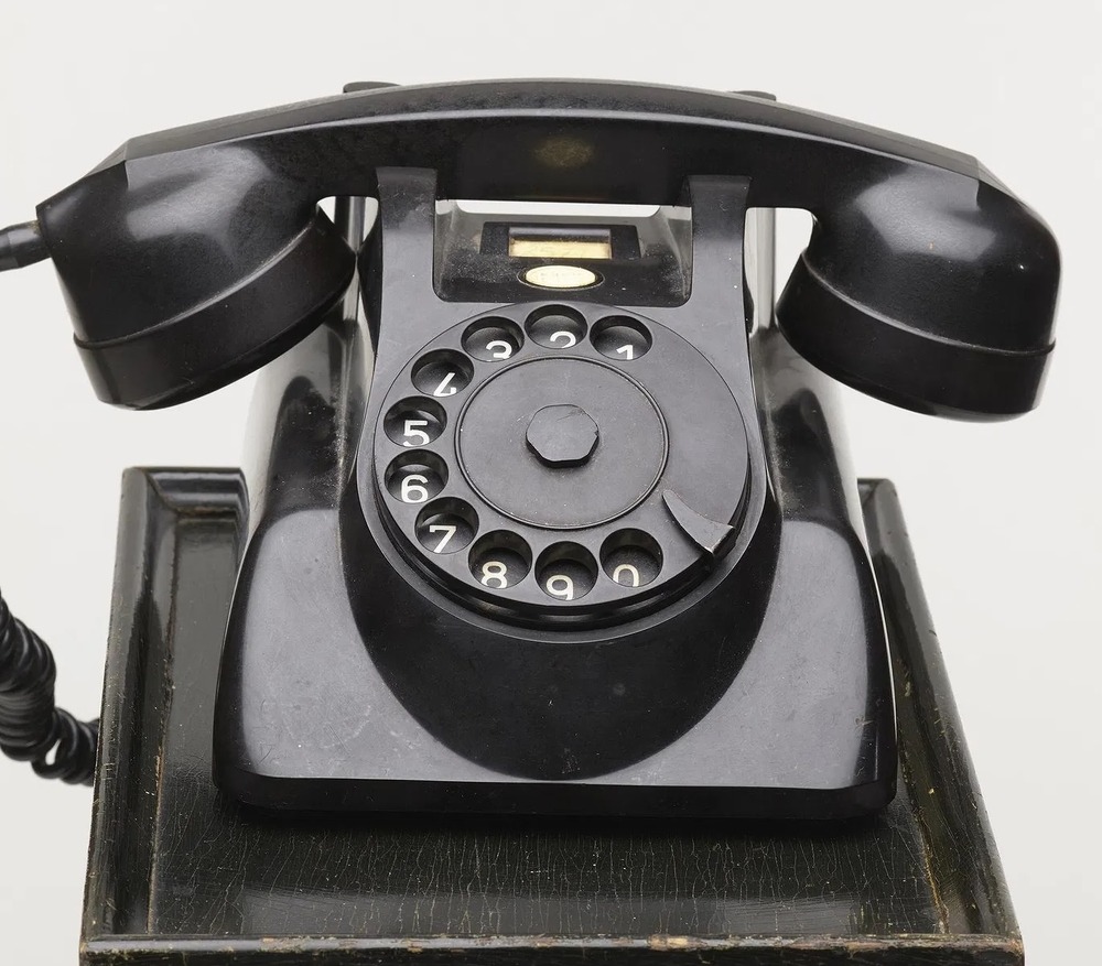 Heemaf Desk Telephone
