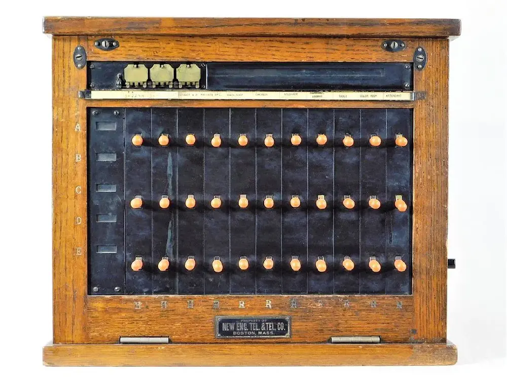 Western Electric 505C Cordless Oak Switchboard