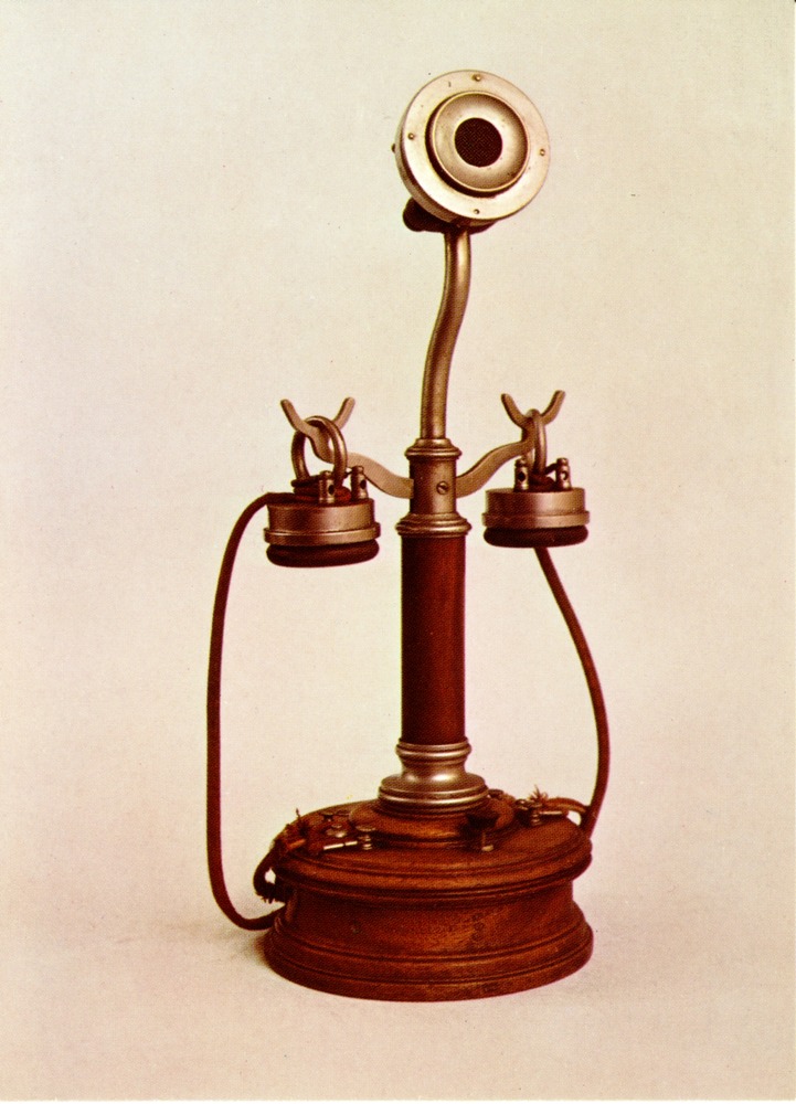 Pixar-ish Picart-Lebas Phone