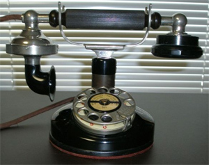 Kellogg Dial Grabaphone