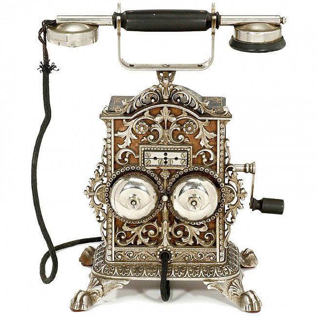 De Luxe Telephone by "Elektrisk Bureau Kristiania"