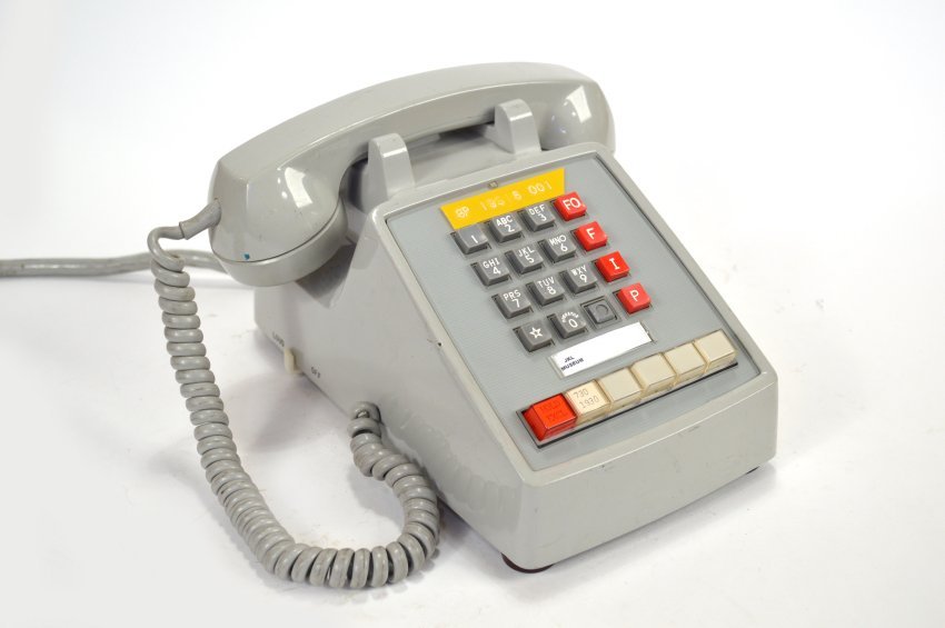 Autovon military phone