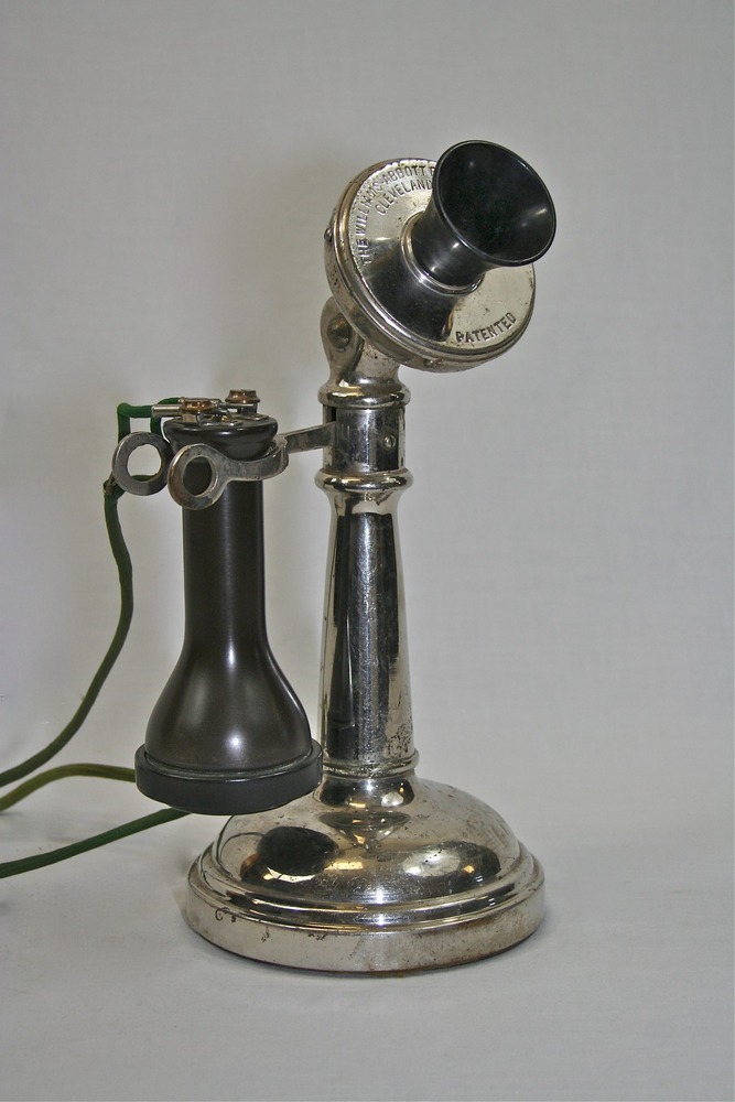Williams-Abbott Electric Company fat tapered shaft desk set
