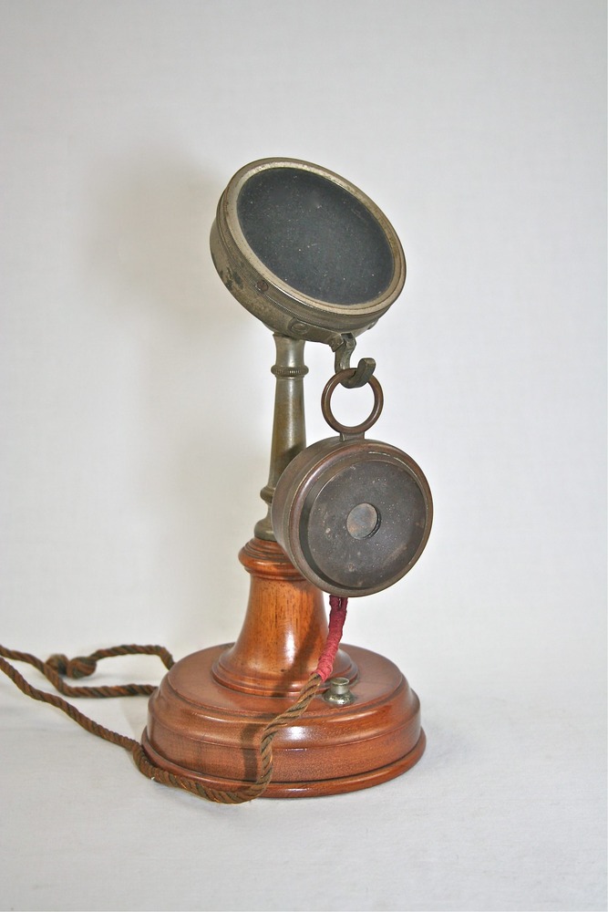 Radiguet Mobile (French) desk set