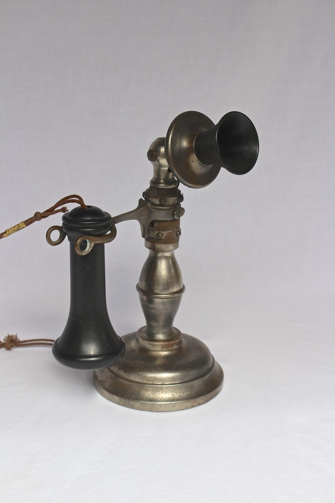 Western Telephone Construction Co. potbelly desk set