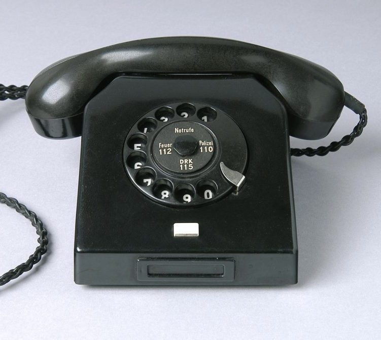 East German W58 Phone