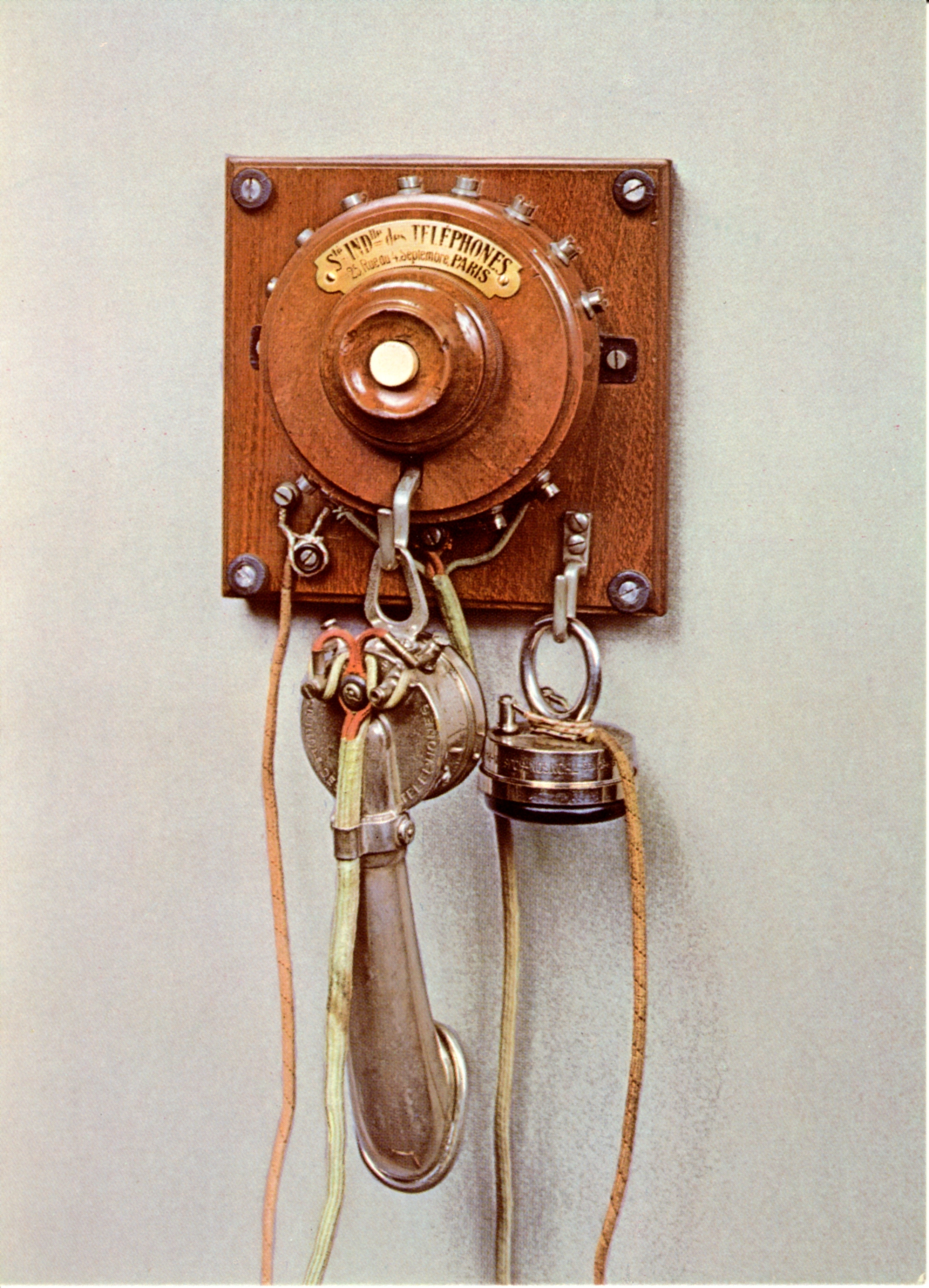 Early French Phone Ind Des Telephones