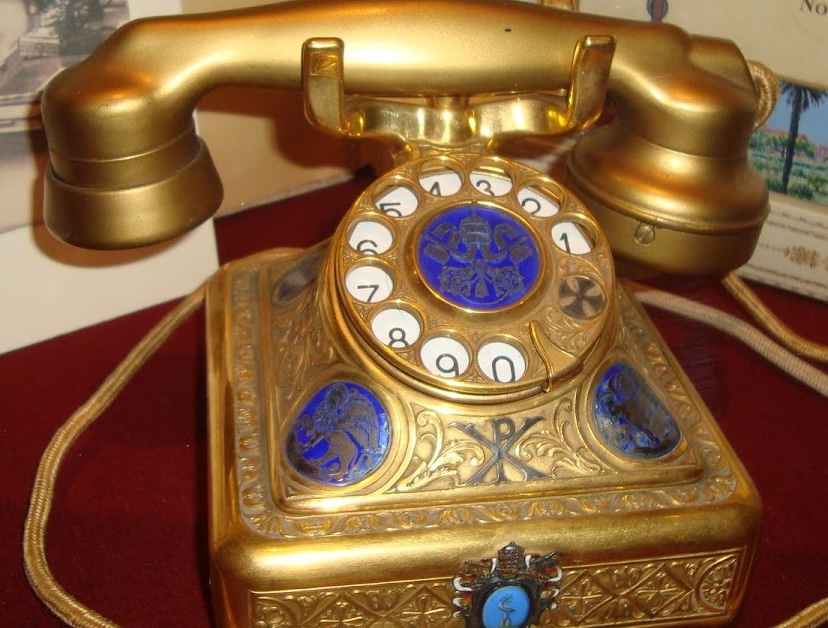 Pope Pius XI's golden phone