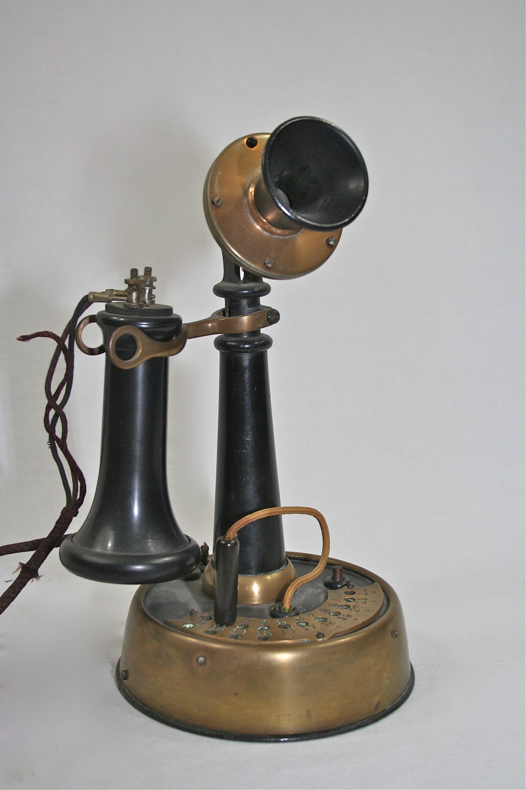 Ackerman-Boland No. 172 Desk Telephone Plug System