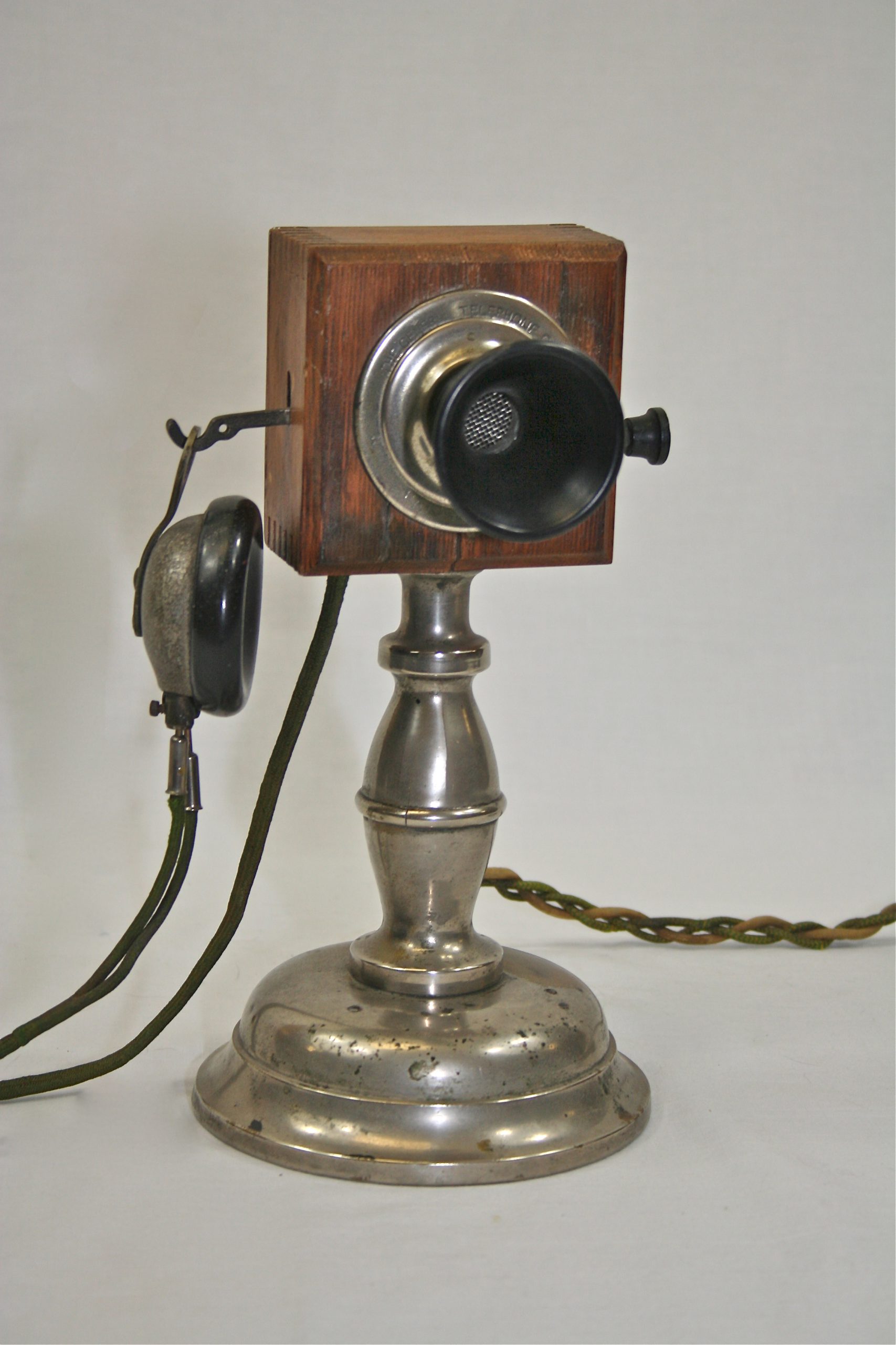 General Telephone Co. Potbelly Desk Stand