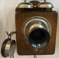 Hotel intercom with watchcase receiver
