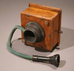 Acoustic telephone
