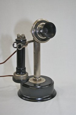 American Electric fluted shaft desk set on black cast base