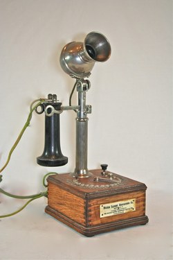 Wilhelm Telephone Mfg. Co. No. 9 portable desk set