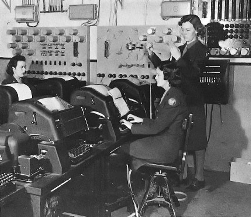 Telex service spreads around the world