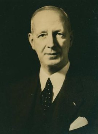 Sosthenes  Behn founds ITT; later collaborates with the Nazis