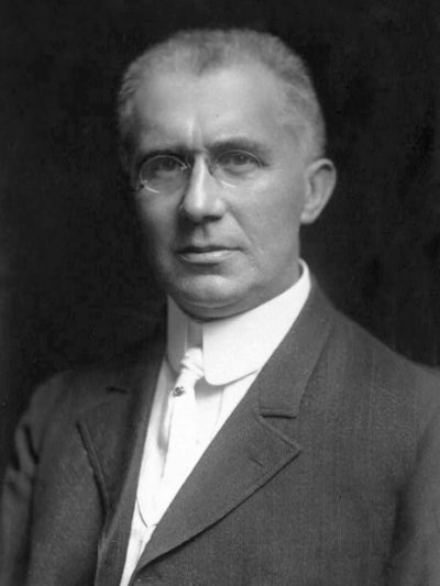 Berliner patents the telephone microphone