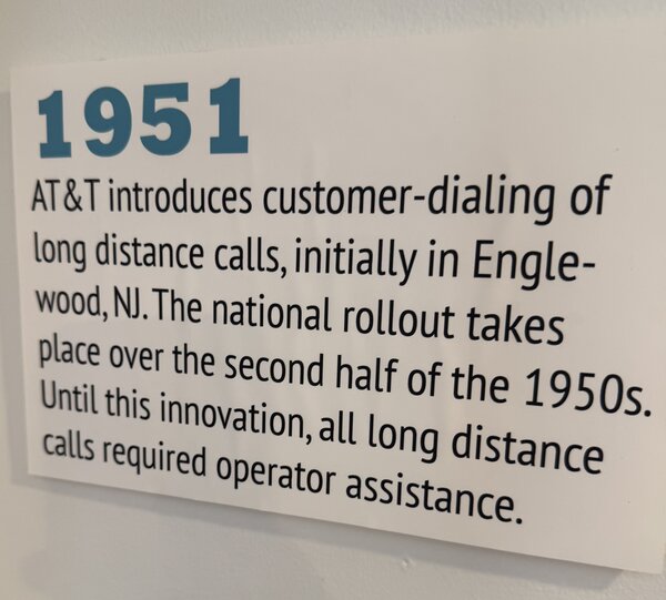 Direct long-distance dialing begins